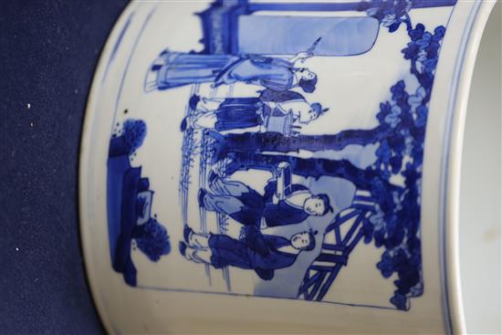 A good large Chinese blue and white brush pot, bitong, Kangxi period, c.1700-15, 18cm high, 20.2cm diameter, small chip to foot